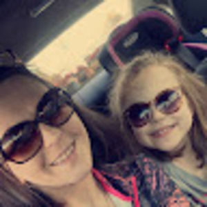 Meet your Posher, Stephanie rené